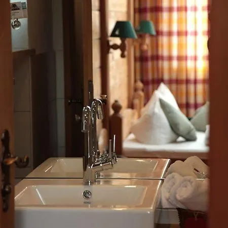 Hotel Adler 3*